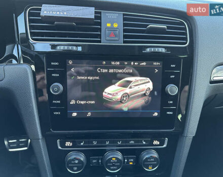 Білий Фольксваген Гольф, об'ємом двигуна 2 л та пробігом 199 тис. км за 17200 $, фото 24 на Automoto.ua