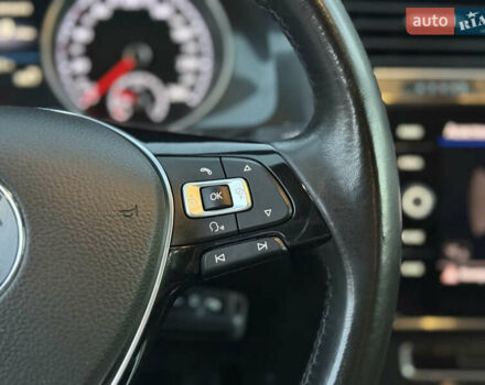 Белый Фольксваген Гольф, объемом двигателя 1.6 л и пробегом 240 тыс. км за 13200 $, фото 38 на Automoto.ua