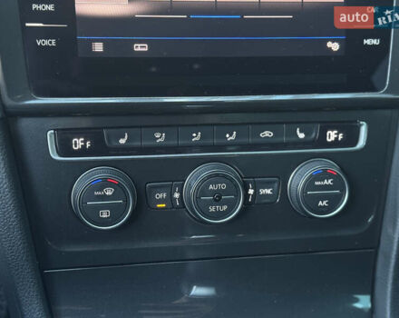 Белый Фольксваген Гольф, объемом двигателя 1.97 л и пробегом 352 тыс. км за 14999 $, фото 19 на Automoto.ua