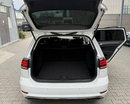 Білий Фольксваген Гольф, об'ємом двигуна 1.6 л та пробігом 190 тис. км за 15300 $, фото 14 на Automoto.ua