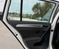 Белый Фольксваген Гольф, объемом двигателя 1.6 л и пробегом 300 тыс. км за 8800 $, фото 54 на Automoto.ua