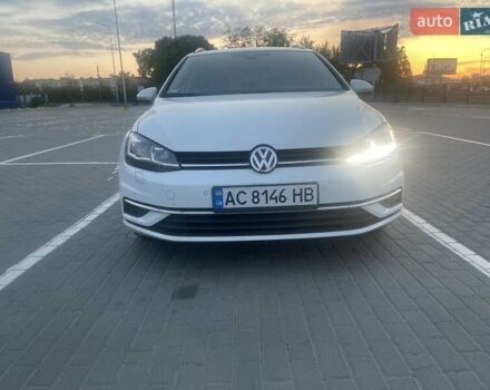 Білий Фольксваген Гольф, об'ємом двигуна 1.6 л та пробігом 216 тис. км за 13900 $, фото 5 на Automoto.ua