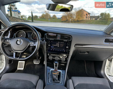 Білий Фольксваген Гольф, об'ємом двигуна 2 л та пробігом 199 тис. км за 17200 $, фото 14 на Automoto.ua