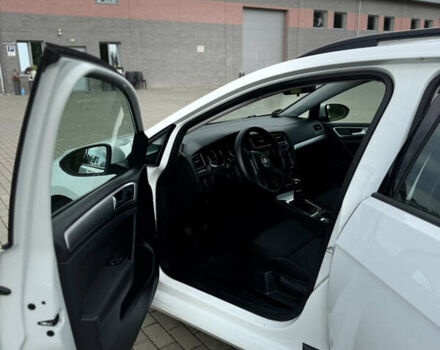 Белый Фольксваген Гольф, объемом двигателя 1.6 л и пробегом 206 тыс. км за 12999 $, фото 24 на Automoto.ua