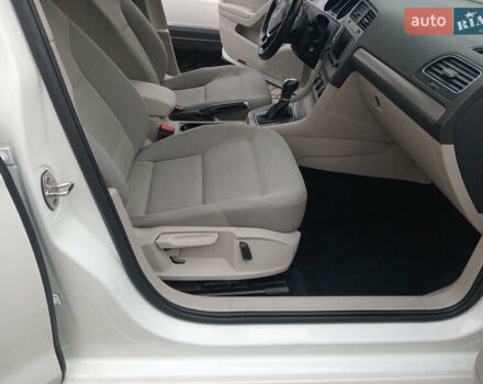 Белый Фольксваген Гольф, объемом двигателя 1.8 л и пробегом 167 тыс. км за 9750 $, фото 21 на Automoto.ua