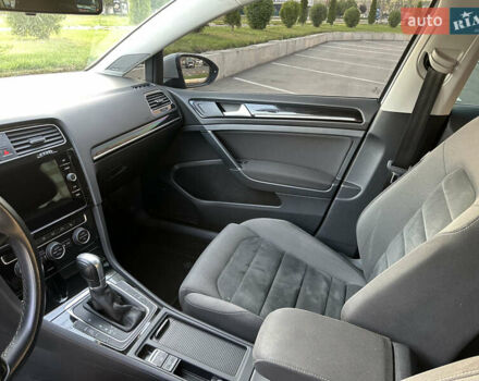 Белый Фольксваген Гольф, объемом двигателя 1.97 л и пробегом 182 тыс. км за 16150 $, фото 47 на Automoto.ua