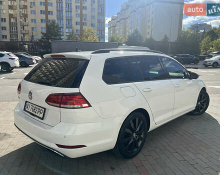 Белый Фольксваген Гольф, объемом двигателя 1.97 л и пробегом 216 тыс. км за 16900 $, фото 4 на Automoto.ua