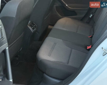 Белый Фольксваген Гольф, объемом двигателя 1.6 л и пробегом 240 тыс. км за 13200 $, фото 41 на Automoto.ua