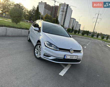 Белый Фольксваген Гольф, объемом двигателя 1.97 л и пробегом 182 тыс. км за 16150 $, фото 14 на Automoto.ua