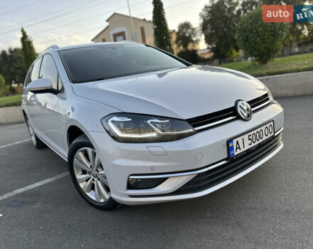 Белый Фольксваген Гольф, объемом двигателя 1.97 л и пробегом 182 тыс. км за 16150 $, фото 7 на Automoto.ua
