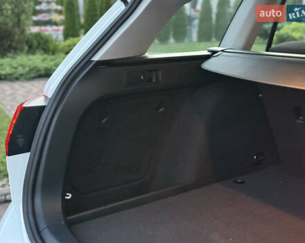 Белый Фольксваген Гольф, объемом двигателя 1.6 л и пробегом 240 тыс. км за 13200 $, фото 61 на Automoto.ua