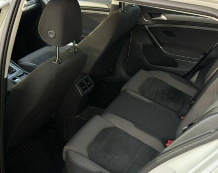 Білий Фольксваген Гольф, об'ємом двигуна 2 л та пробігом 280 тис. км за 14300 $, фото 5 на Automoto.ua