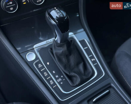 Белый Фольксваген Гольф, объемом двигателя 1.97 л и пробегом 352 тыс. км за 14999 $, фото 18 на Automoto.ua