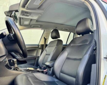 Белый Фольксваген Гольф, объемом двигателя 1.8 л и пробегом 53 тыс. км за 7500 $, фото 11 на Automoto.ua