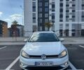 Білий Фольксваген Гольф, об'ємом двигуна 1.6 л та пробігом 242 тис. км за 12700 $, фото 1 на Automoto.ua