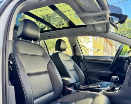 Белый Фольксваген Гольф, объемом двигателя 1.8 л и пробегом 53 тыс. км за 7500 $, фото 9 на Automoto.ua