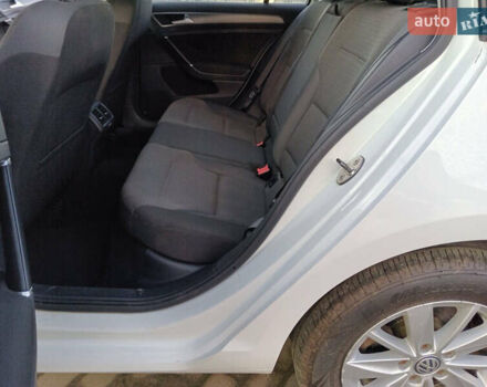 Білий Фольксваген Гольф, об'ємом двигуна 1.8 л та пробігом 183 тис. км за 9750 $, фото 21 на Automoto.ua