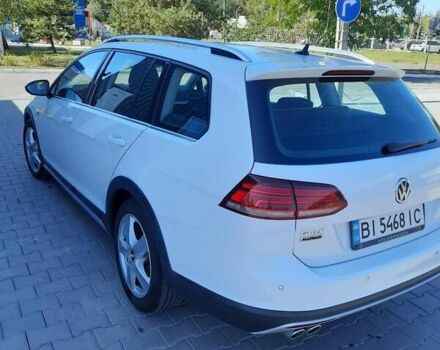 Белый Фольксваген Гольф, объемом двигателя 2 л и пробегом 233 тыс. км за 17300 $, фото 5 на Automoto.ua