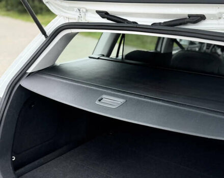 Белый Фольксваген Гольф, объемом двигателя 1.6 л и пробегом 206 тыс. км за 12999 $, фото 28 на Automoto.ua