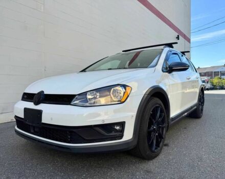 Белый Фольксваген Гольф, объемом двигателя 1.8 л и пробегом 53 тыс. км за 7500 $, фото 2 на Automoto.ua