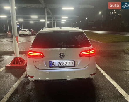 Белый Фольксваген Гольф, объемом двигателя 1.97 л и пробегом 216 тыс. км за 16900 $, фото 16 на Automoto.ua