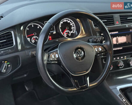 Белый Фольксваген Гольф, объемом двигателя 1.6 л и пробегом 240 тыс. км за 13200 $, фото 31 на Automoto.ua