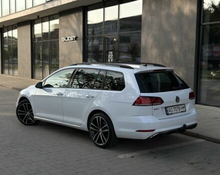 Білий Фольксваген Гольф, об'ємом двигуна 2 л та пробігом 280 тис. км за 14300 $, фото 2 на Automoto.ua