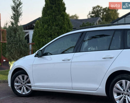 Белый Фольксваген Гольф, объемом двигателя 1.6 л и пробегом 240 тыс. км за 13200 $, фото 72 на Automoto.ua