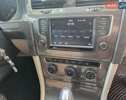 Белый Фольксваген Гольф, объемом двигателя 1.8 л и пробегом 41 тыс. км за 16250 $, фото 16 на Automoto.ua