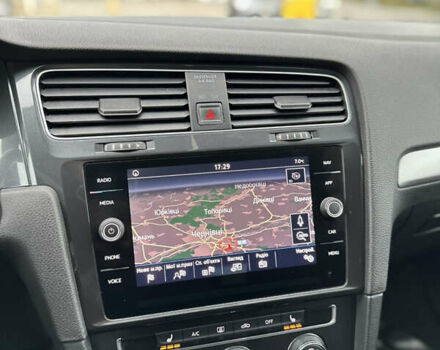 Фольксваген Гольф 2017 в Черновцах на Automoto.ua Белый Фольксваген Гольф, объемом двигателя 1.6 л и пробегом 275 тыс. км за 10900 $, фото 24 на Automoto.ua