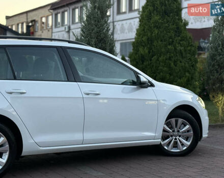 Белый Фольксваген Гольф, объемом двигателя 1.6 л и пробегом 240 тыс. км за 13200 $, фото 48 на Automoto.ua