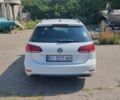 Белый Фольксваген Гольф, объемом двигателя 1.6 л и пробегом 225 тыс. км за 13000 $, фото 5 на Automoto.ua