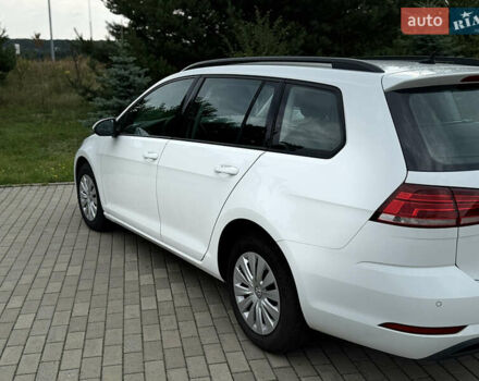 Белый Фольксваген Гольф, объемом двигателя 1.6 л и пробегом 206 тыс. км за 12999 $, фото 12 на Automoto.ua