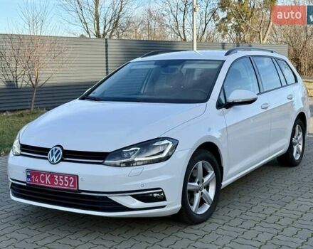 Белый Фольксваген Гольф, объемом двигателя 1.6 л и пробегом 182 тыс. км за 13950 $, фото 13 на Automoto.ua