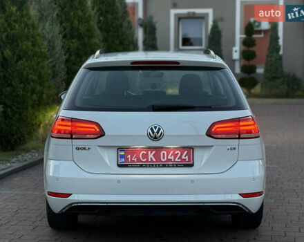 Белый Фольксваген Гольф, объемом двигателя 1.6 л и пробегом 240 тыс. км за 13200 $, фото 51 на Automoto.ua