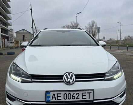 Белый Фольксваген Гольф, объемом двигателя 1.8 л и пробегом 102 тыс. км за 14900 $, фото 7 на Automoto.ua