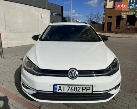 Белый Фольксваген Гольф, объемом двигателя 1.97 л и пробегом 216 тыс. км за 16900 $, фото 1 на Automoto.ua