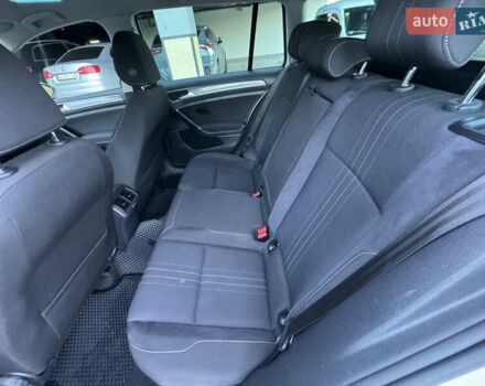 Белый Фольксваген Гольф, объемом двигателя 1.97 л и пробегом 352 тыс. км за 14999 $, фото 23 на Automoto.ua