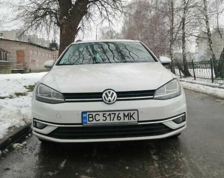 Белый Фольксваген Гольф, объемом двигателя 1.97 л и пробегом 256 тыс. км за 14800 $, фото 5 на Automoto.ua