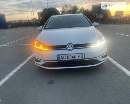 Білий Фольксваген Гольф, об'ємом двигуна 1.6 л та пробігом 216 тис. км за 13900 $, фото 1 на Automoto.ua