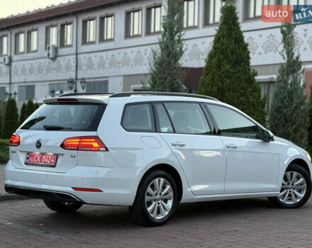 Белый Фольксваген Гольф, объемом двигателя 1.6 л и пробегом 240 тыс. км за 13200 $, фото 45 на Automoto.ua