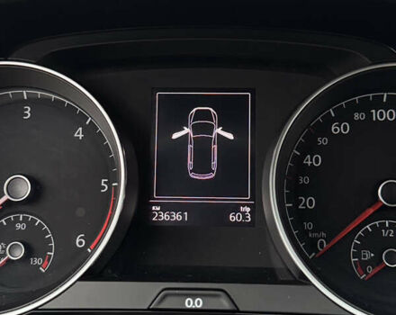 Белый Фольксваген Гольф, объемом двигателя 1.6 л и пробегом 236 тыс. км за 13200 $, фото 23 на Automoto.ua