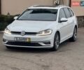 Белый Фольксваген Гольф, объемом двигателя 1.6 л и пробегом 230 тыс. км за 14550 $, фото 1 на Automoto.ua