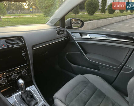 Белый Фольксваген Гольф, объемом двигателя 1.97 л и пробегом 182 тыс. км за 16150 $, фото 42 на Automoto.ua