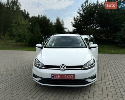 Белый Фольксваген Гольф, объемом двигателя 1.6 л и пробегом 206 тыс. км за 12999 $, фото 7 на Automoto.ua