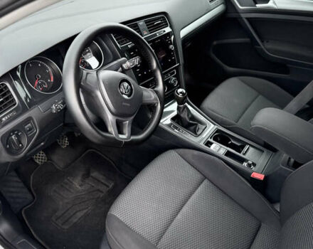 Белый Фольксваген Гольф, объемом двигателя 1.6 л и пробегом 206 тыс. км за 12999 $, фото 37 на Automoto.ua