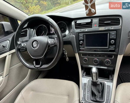 Белый Фольксваген Гольф, объемом двигателя 1.8 л и пробегом 191 тыс. км за 14200 $, фото 15 на Automoto.ua