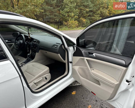 Белый Фольксваген Гольф, объемом двигателя 1.8 л и пробегом 191 тыс. км за 14200 $, фото 17 на Automoto.ua