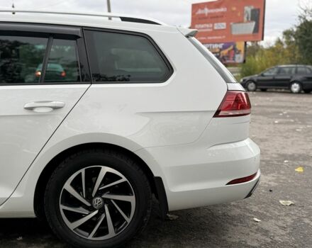 Белый Фольксваген Гольф, объемом двигателя 2 л и пробегом 252 тыс. км за 13800 $, фото 16 на Automoto.ua