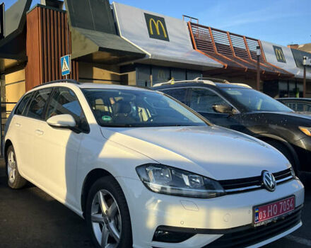 Белый Фольксваген Гольф, объемом двигателя 1.6 л и пробегом 273 тыс. км за 13600 $, фото 7 на Automoto.ua